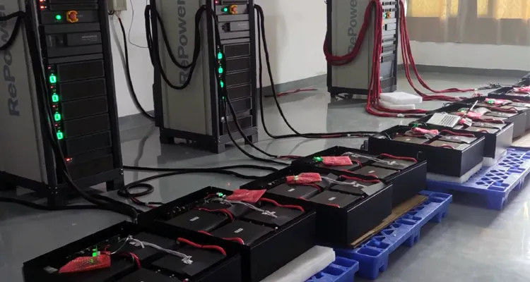 효율적 8Kw 5 kw 3Kw 하이브리드 솔라 시스템 장비 LiFePo4 전지법