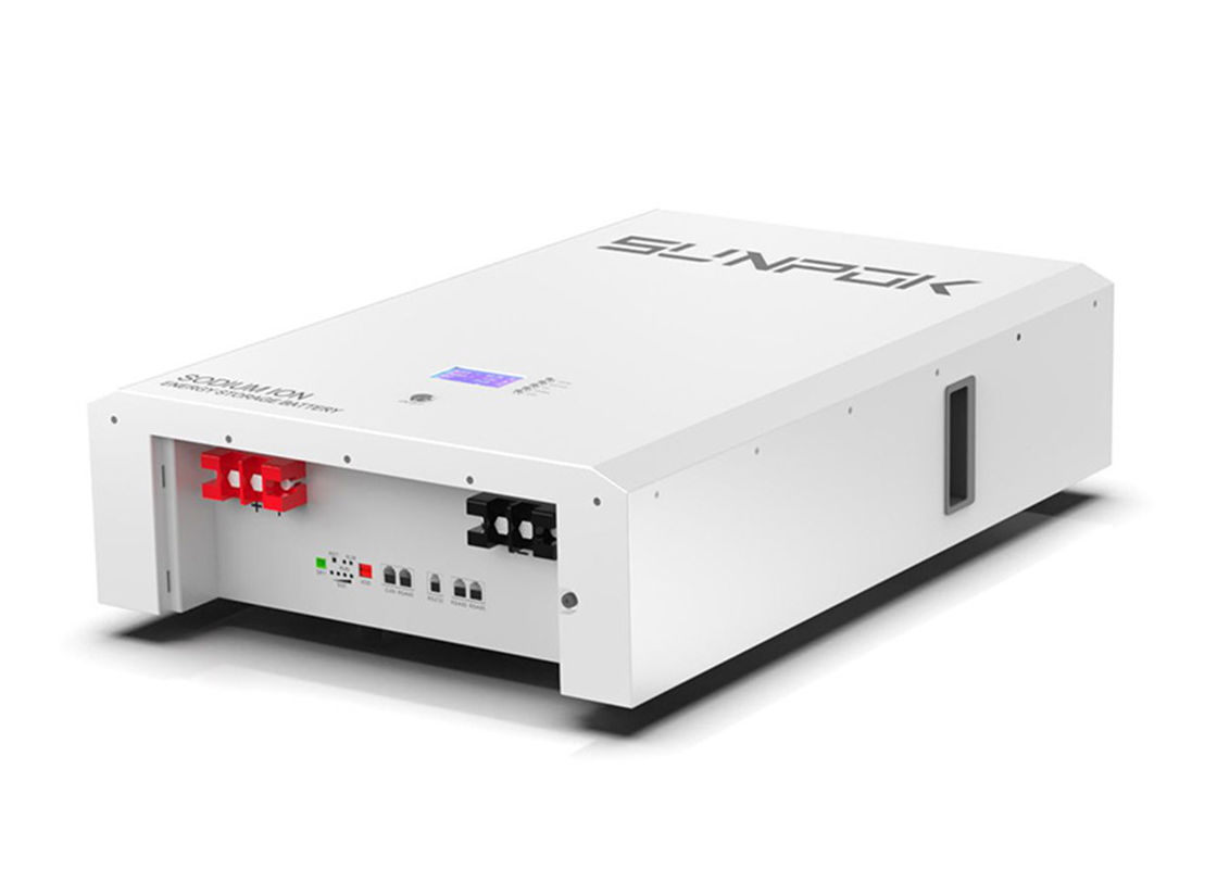 5~30KWh 출력 전력 범위 나트륨 이온 배터리 1C 배열율 98% 충전 배열 효율