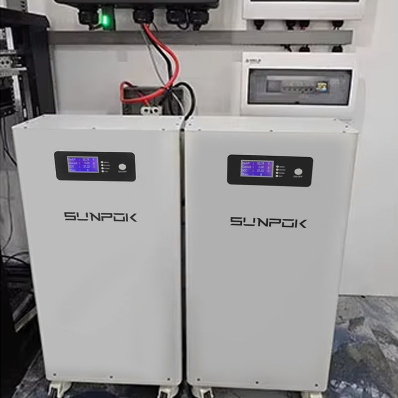 15KWh 가정용 배터리 팩 51.2V 15kw 리?? 이온 배터리 300Ah LFP Lifepo4 48V 태양 전지 가정용 태양 에너지 저장
