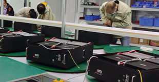 IEC62619 Green Energy Lithium Batteries ODM Solar Battery Backup System For Home